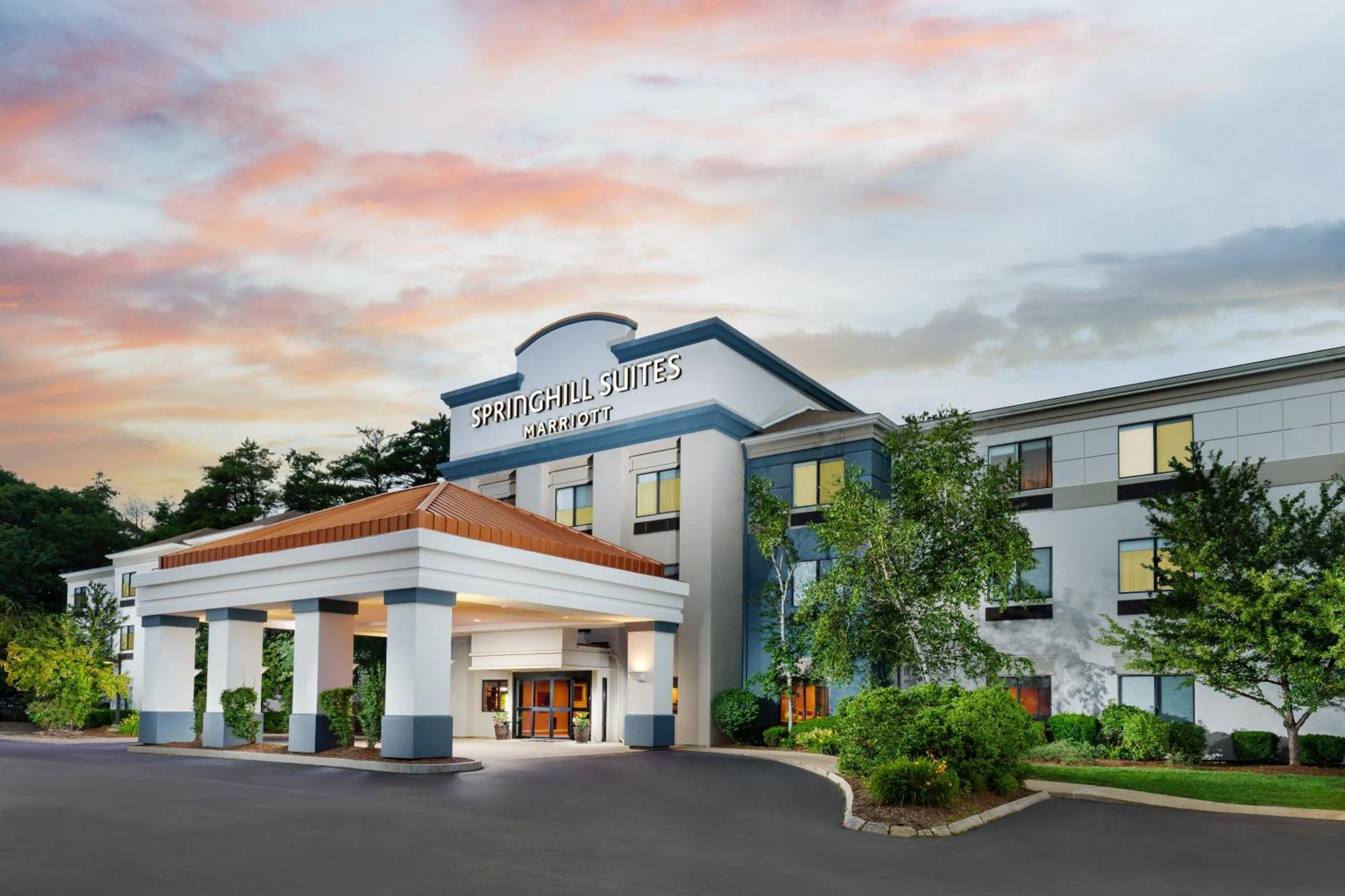 Springhill Suites Manchester-Boston Regional Airport Exterior photo