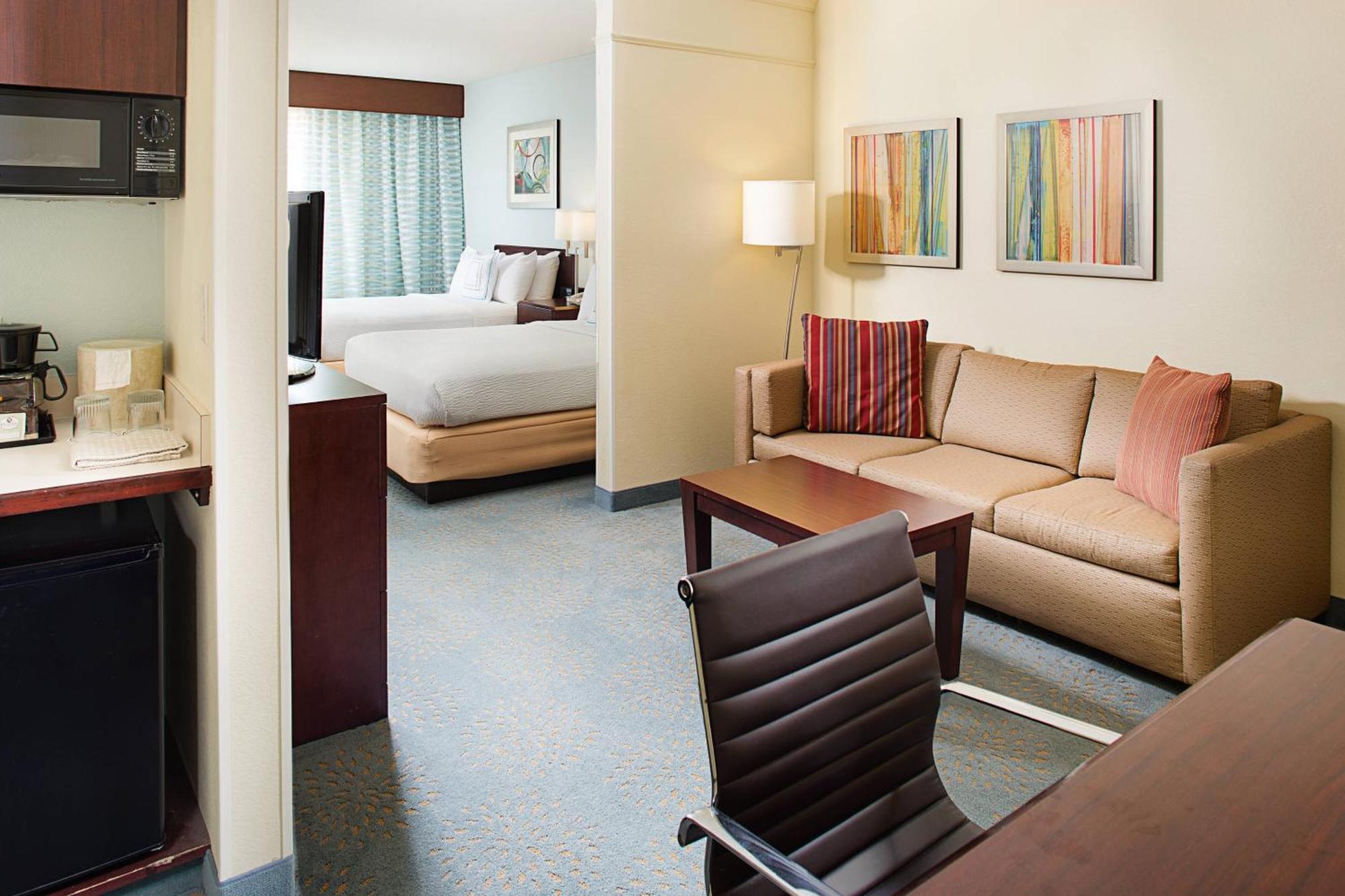 Springhill Suites Manchester-Boston Regional Airport Exterior photo