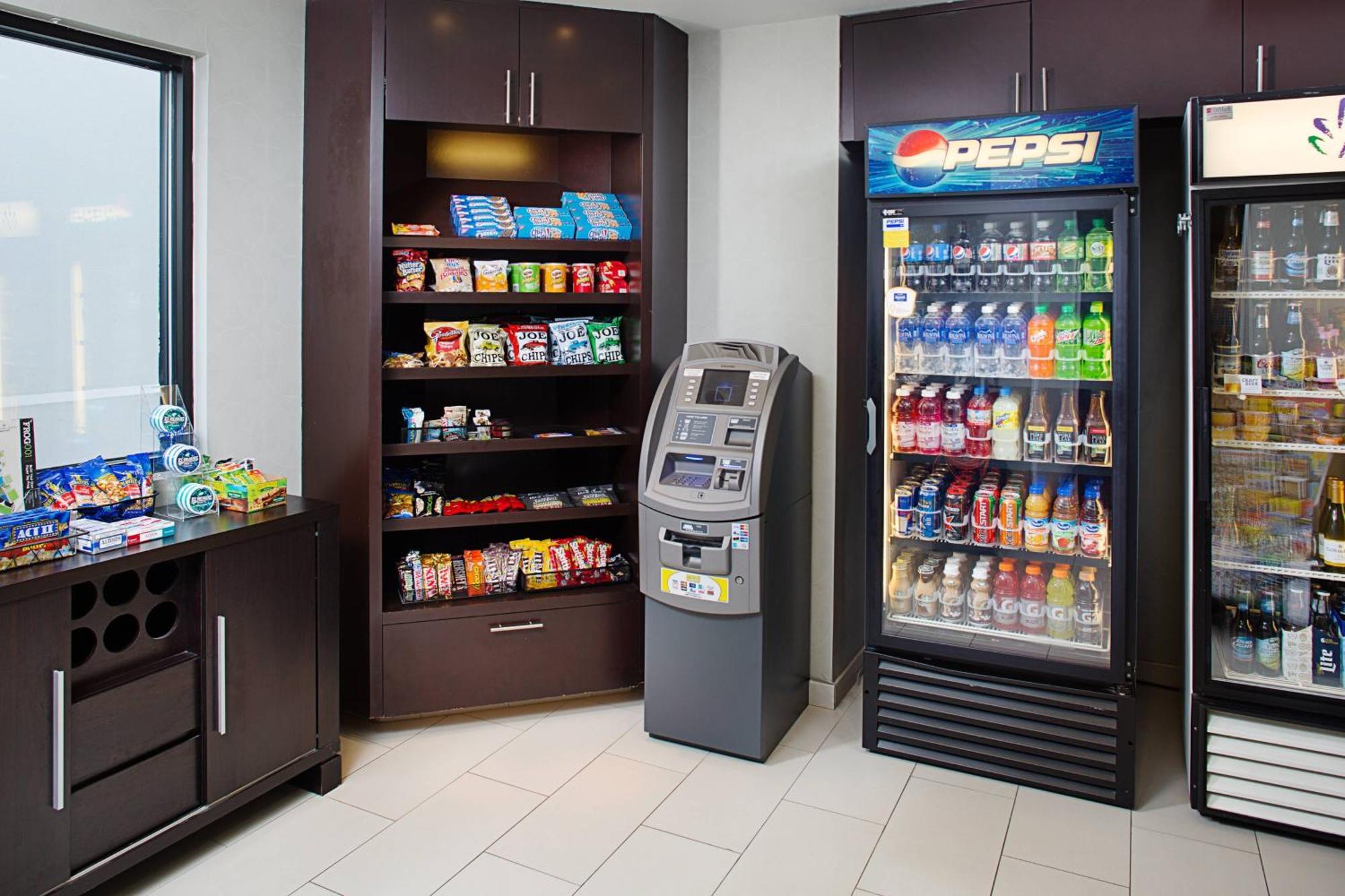 Springhill Suites Manchester-Boston Regional Airport Exterior photo