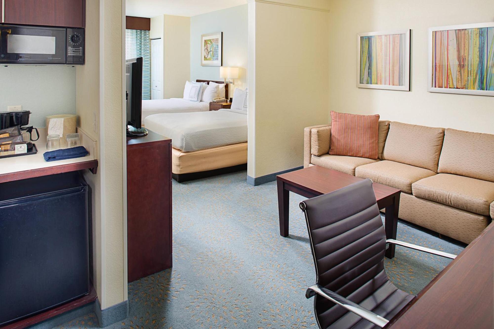 Springhill Suites Manchester-Boston Regional Airport Exterior photo